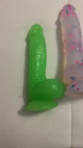 1 2 off 3 different dildos 3 different positions 8 mins 1 video