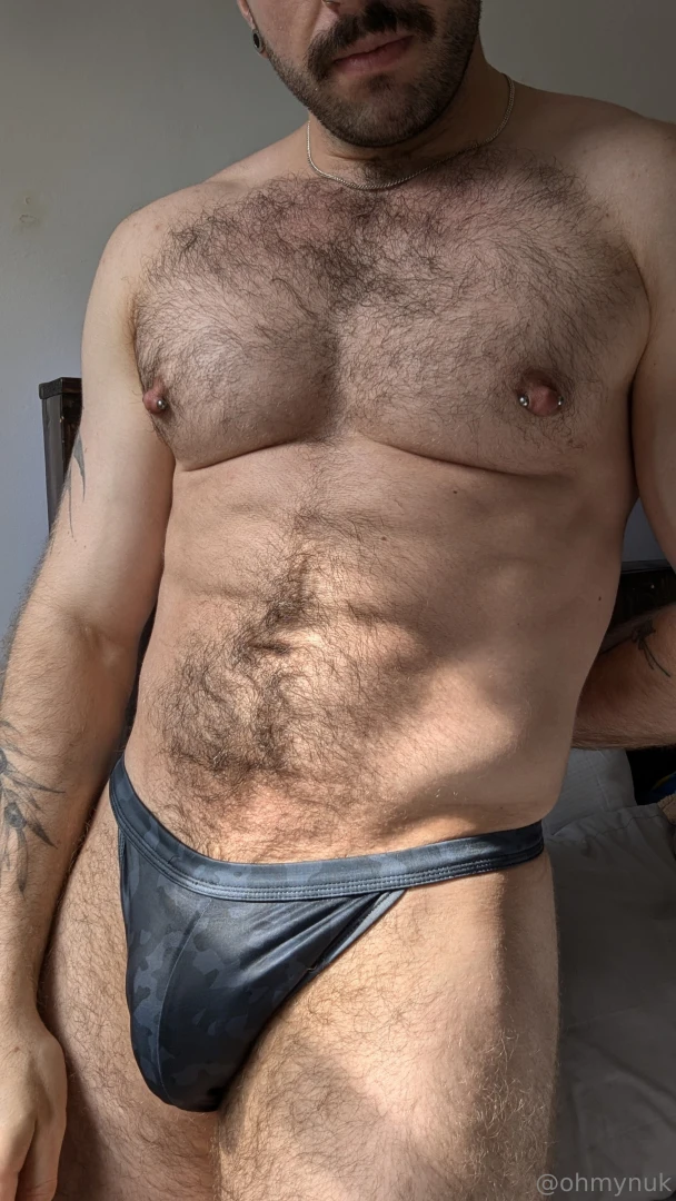 Who likes hairy himbos 