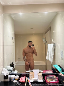 Sub to my guy nikosandreasss he talk with every fans do custom and part 1