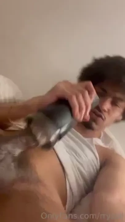 Felt so fucking good stroking this huge nut out using my fleshlight 