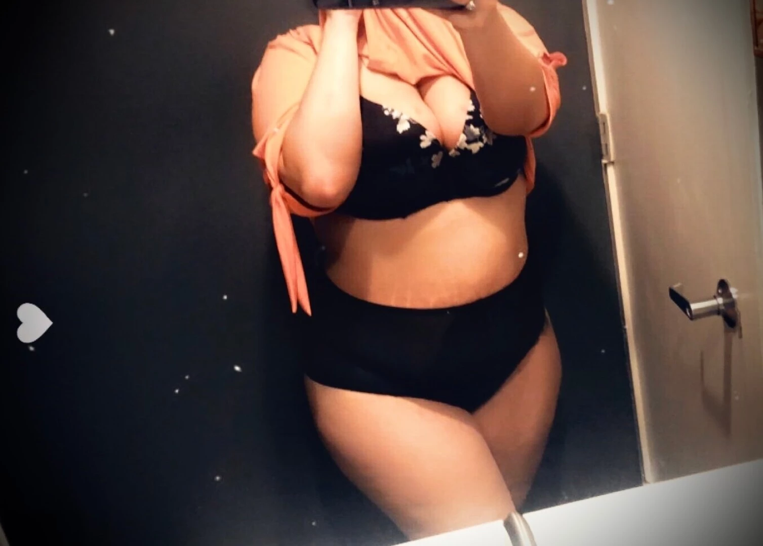 adultmodelsandpromos - Subscribe to this curvy mama for only 5 daily posts huge tits ass 