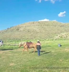 Me and historia yesterday there s a surprise in there part 1