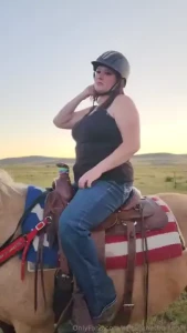 Since i cant give any of you sweet things a real riding lesson i part 5