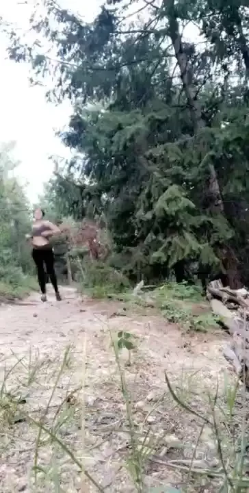 Hurry i have something important to show you 