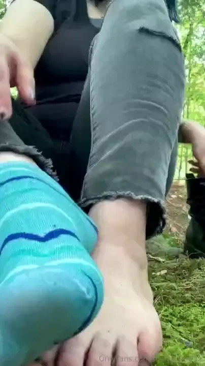 More boot pics at the park watch me put my stinky socks and boots back 