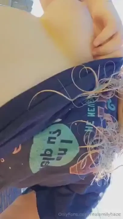 So bright and sunny out finnaly get to get naked in the sun 