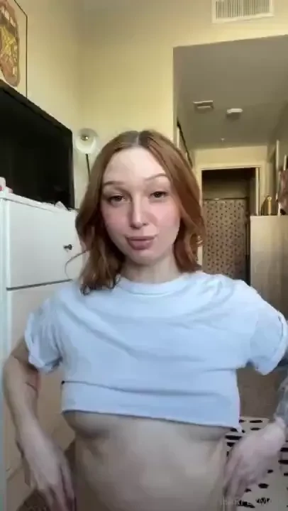 Hehehe titty tease time 