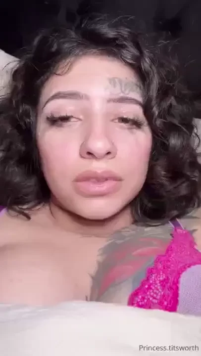 Hey guys this video was from yesterday and i wasnt sure if i should 