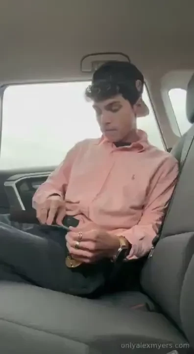 Pulled over to cum as a thank you for being a loyal subscriber enjoy 