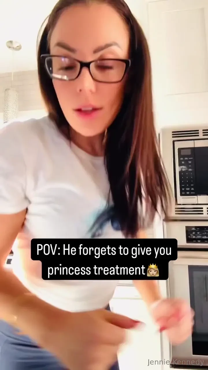 Pov he forgets to give you princess treatment 