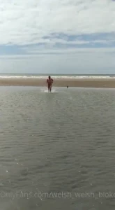 Doing a bit if bay watch who wants me to run toward them