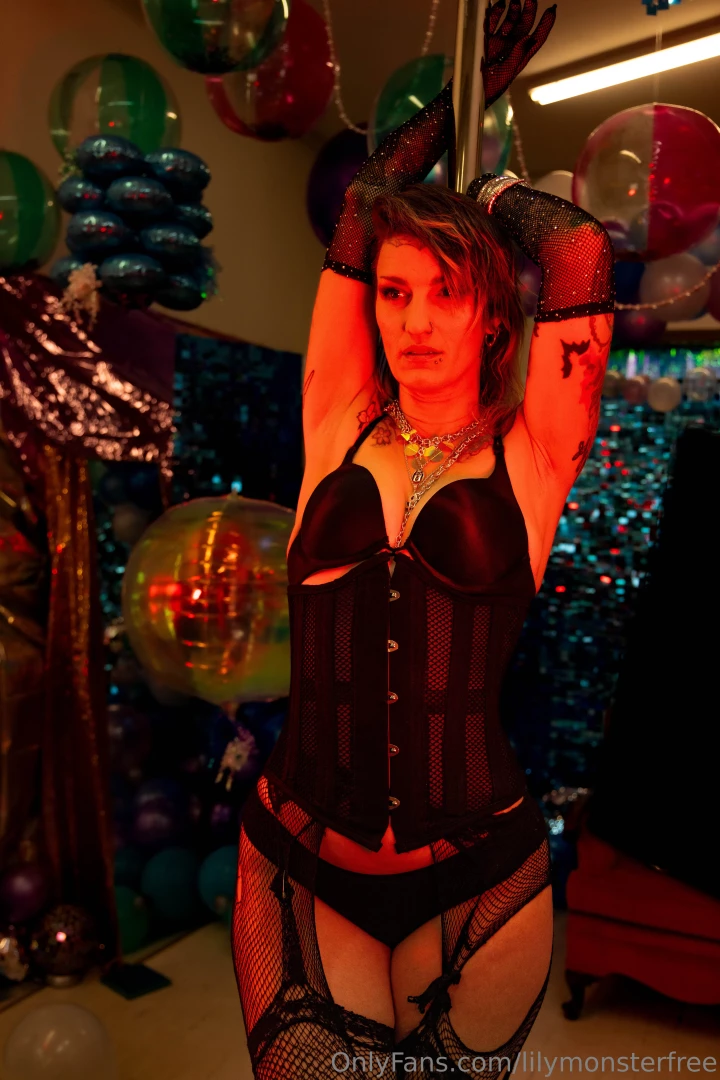Stiletto disco with ken wand hosted by downhomelovin 2024 9 1 