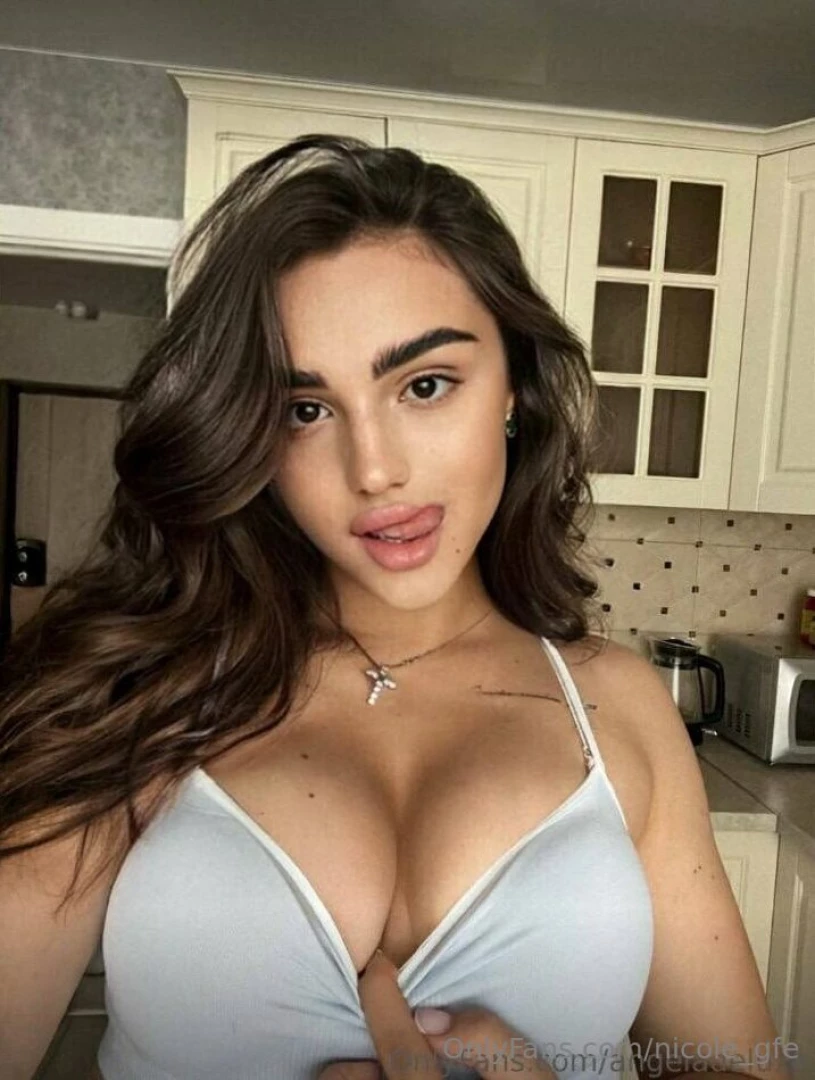 Don t miss angeladeluxe my best friend loves to watch men cum she is part 2 