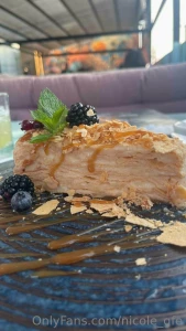 Hello my darlings what are your favourite desserts i like a lot of