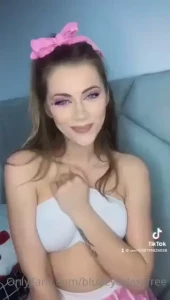 Blueeyeslexystar part 9