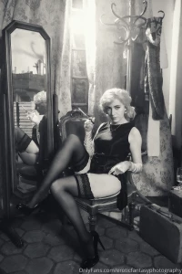 30 - 48 photos en message priv part 1