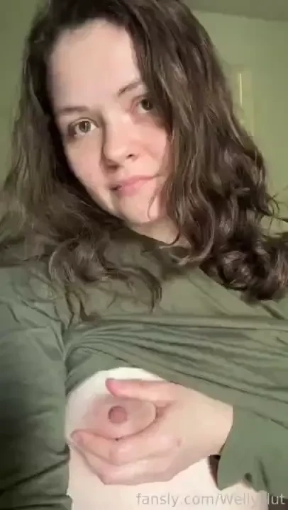 Making a sticky milky mess milf brunette amateur boobs breastmilk 