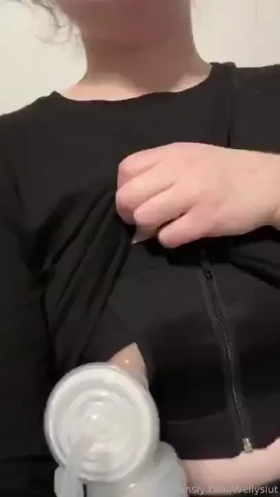 Late night breast pumping milf lactation lactating breastmilk 