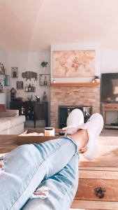 How s your morning treating you babe