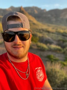 I m not here to please you i m here to wreck you