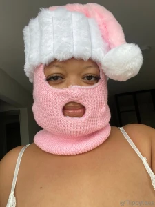 I am all you need for christmas part 1