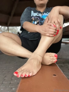 That red will have you going crazy part 1