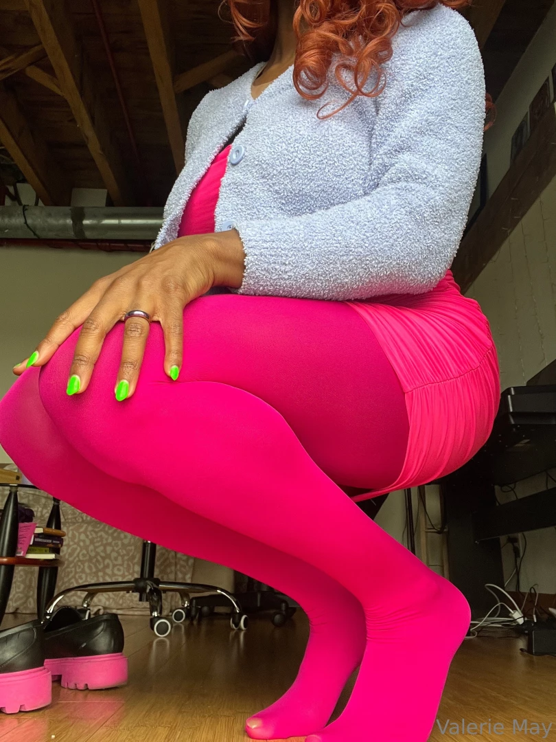 Like if you like me in tights something about this pink color getting part 5 