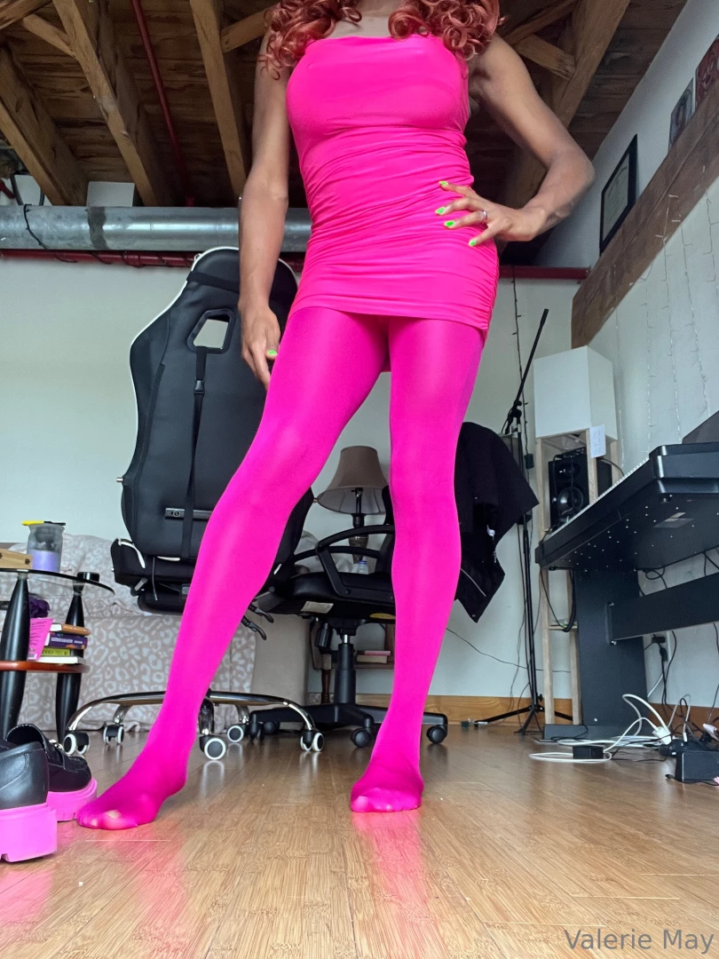 Like if you like me in tights something about this pink color getting part 8 
