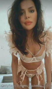 Hi my name is amanda amandamoor i am 35 years old and from ukraine i part 18