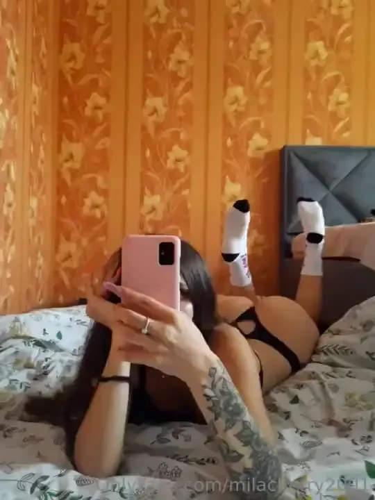 Lying on the bed and i m bored 