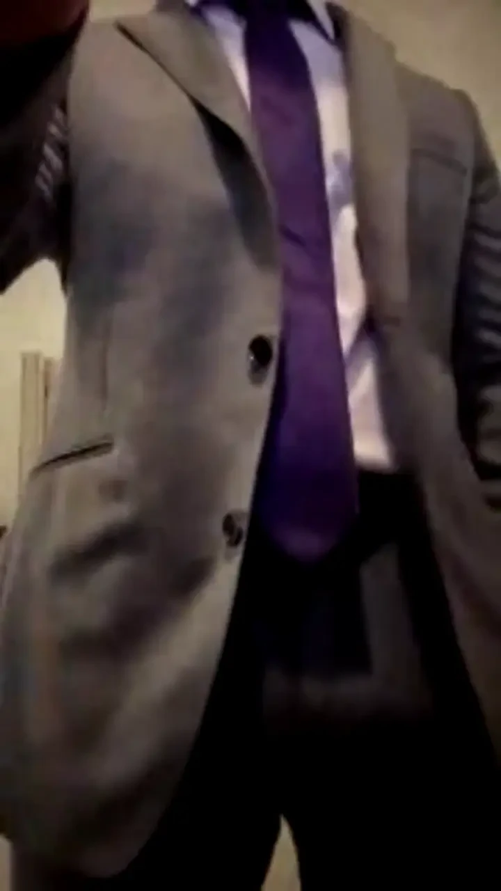 Tonight s suited live stream and stroke 