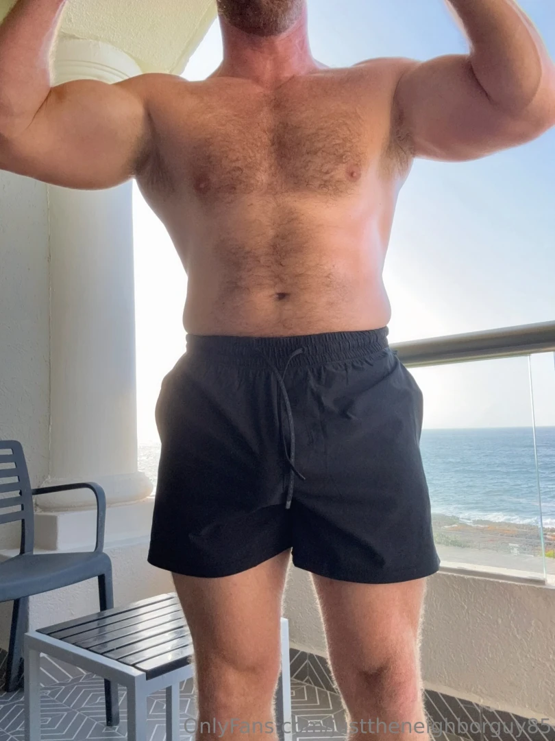 Hello from cancun boys 