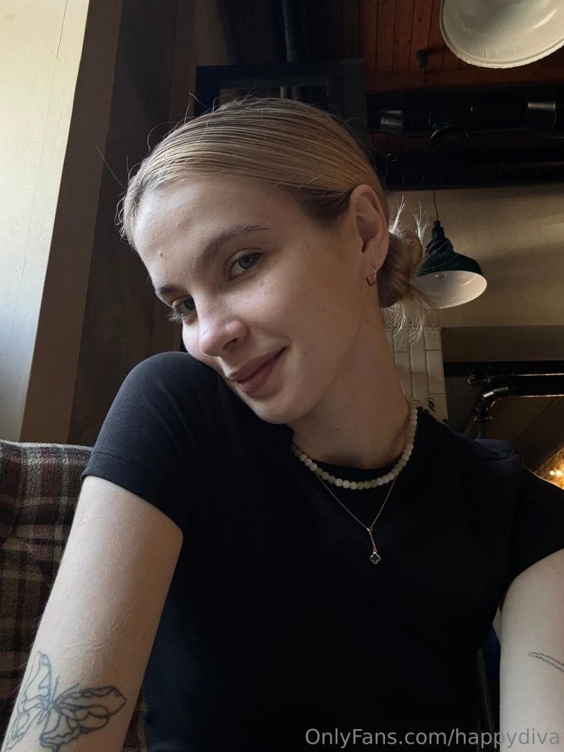 A cafe break is not just an opportunity to enjoy a tasty drink or 