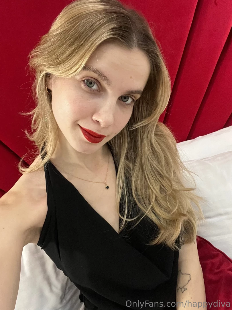 Red lipstick is a classic and versatile accessory in the world of 