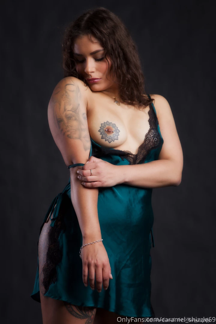 Should i wear my hair straight or like this what s your preference 