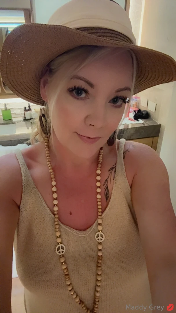 Hola any guesses where i m staying for the next week 