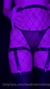 Here s my last short strip tease i hope i m not bothering you with the