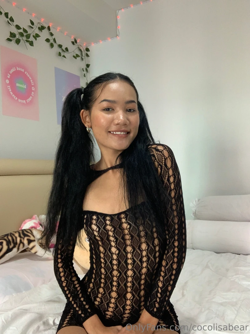 Wanna see me smile tip me 