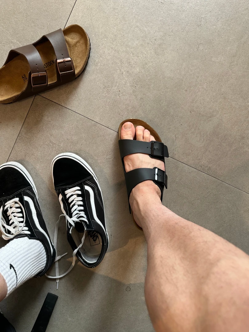 Marrom ou preto qual voc acha melhor quem ajudar na vaquinha pra 