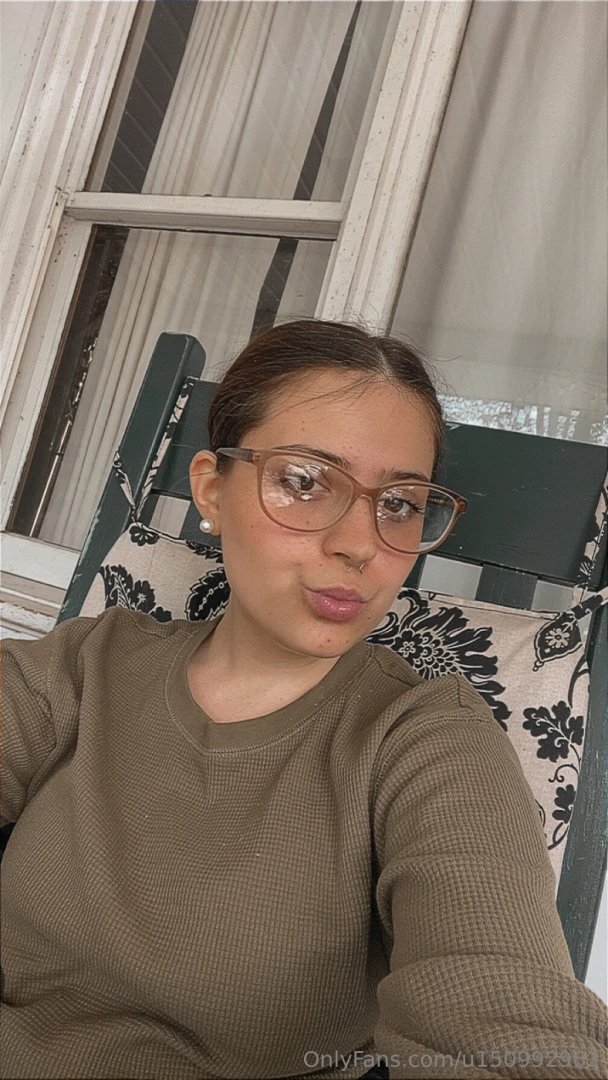 New posts to my paid page every week new posts out now only 15 you 