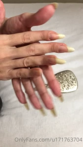 For fetish nails fans