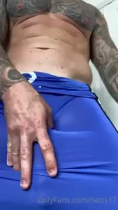 Blue singlet video been keeping this blue singlet a surprise the silk