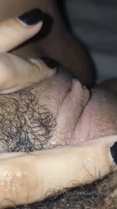 I just woke up and i already have the temperature up there my pussy is