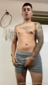 Undressing very rich secretly would you like to eat my whole body fyp