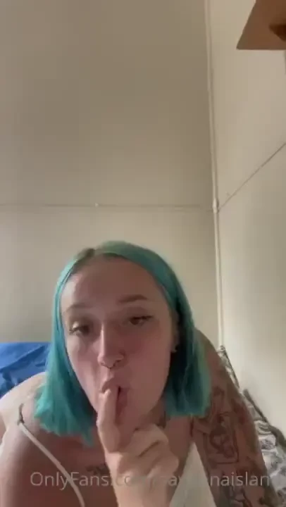 Combined butt and pussy play enjoy daddy had to keep quiet because 