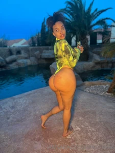 Follow me to the bath house