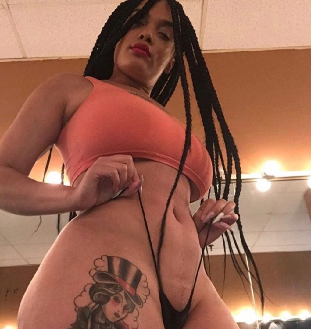 Cum here and make it snappy 