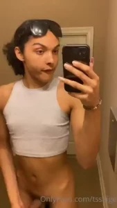 Watch me jerk off in the bathroom