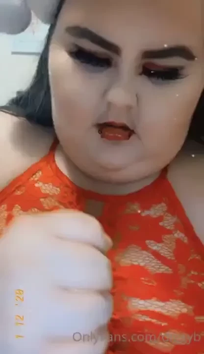 Do i look pretty with cock in my mouth getting him hard so he can fuck part 1 