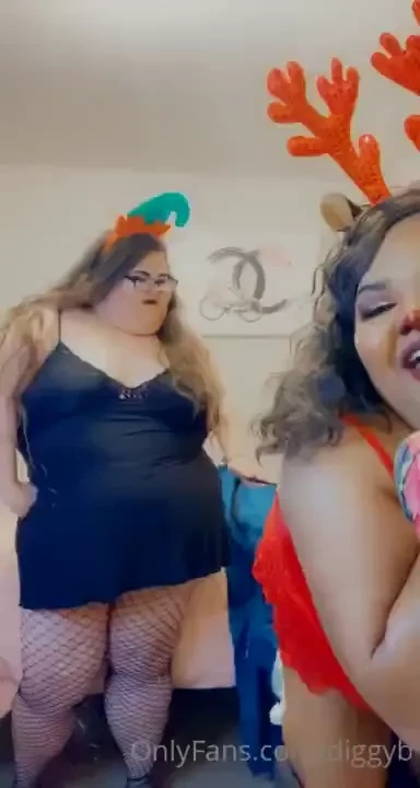 Welcome to my naughty christmas with queenlexlex 